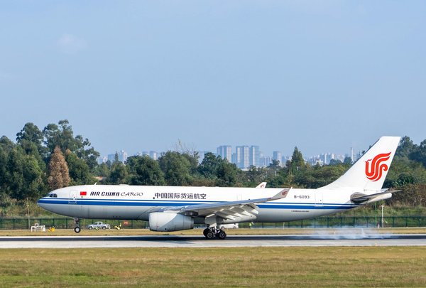 Comment organiser une visite des marchés de Noël en Autriche?